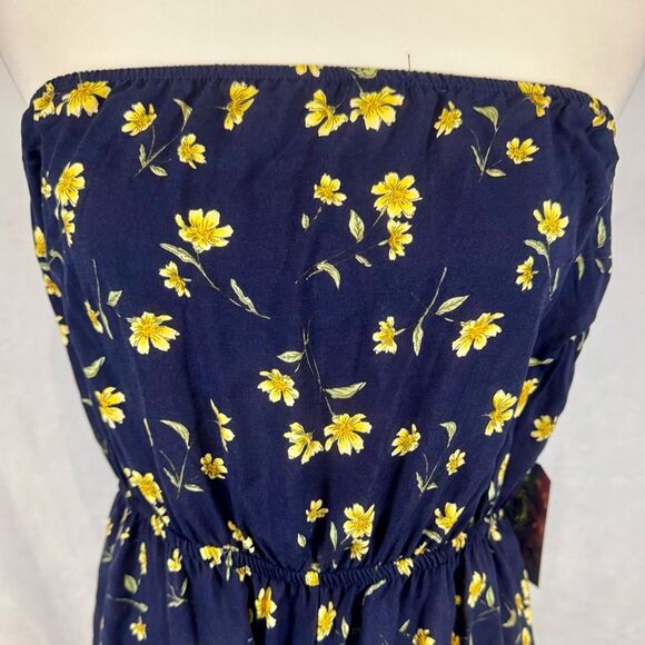 Justify navy and yellow ditsy floral strapless romper size large NWT - Picture 2 of 6